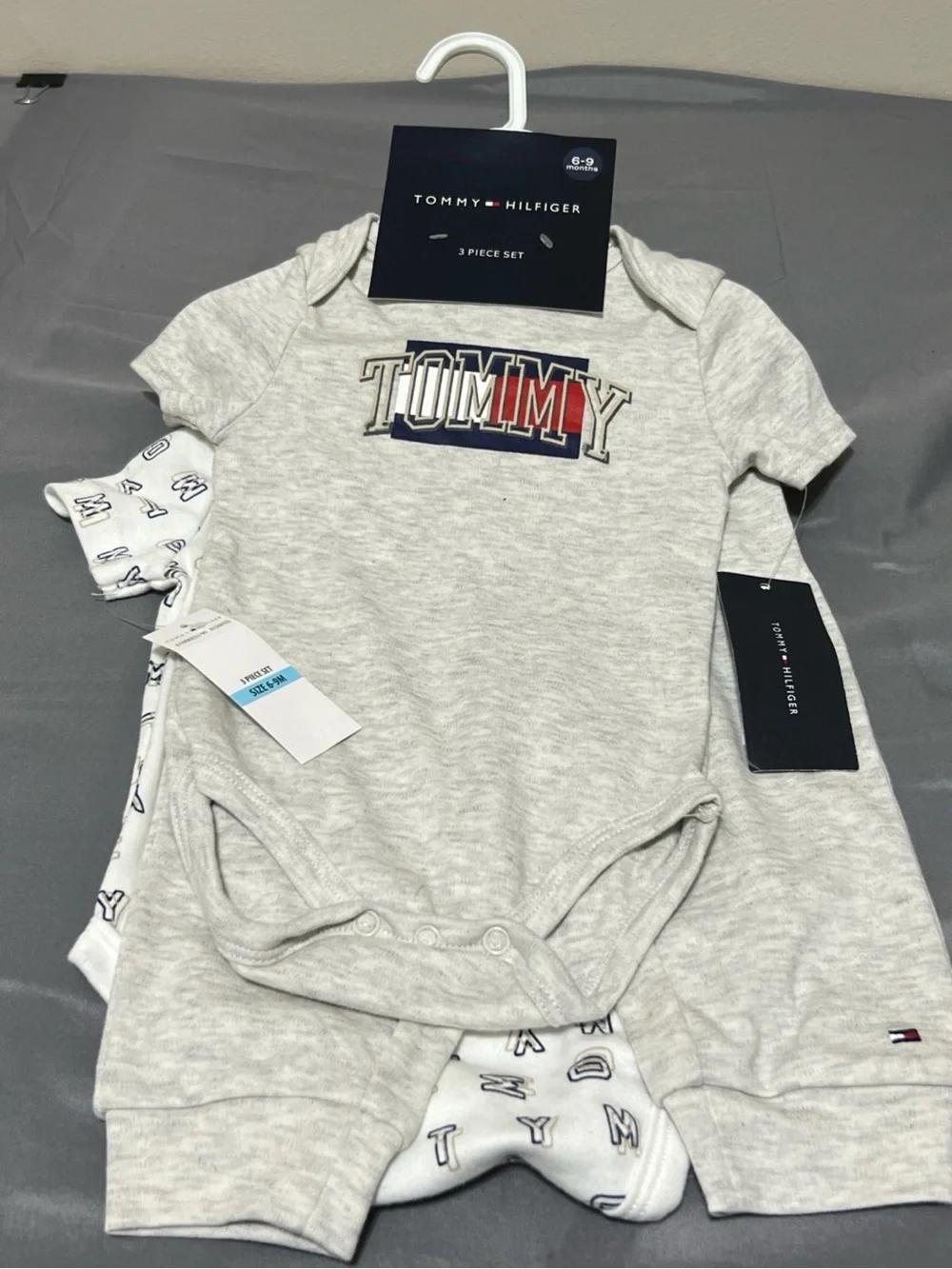 NWT Tommy Hilfiger Onepiece 3Pc Set 6-9M Gray